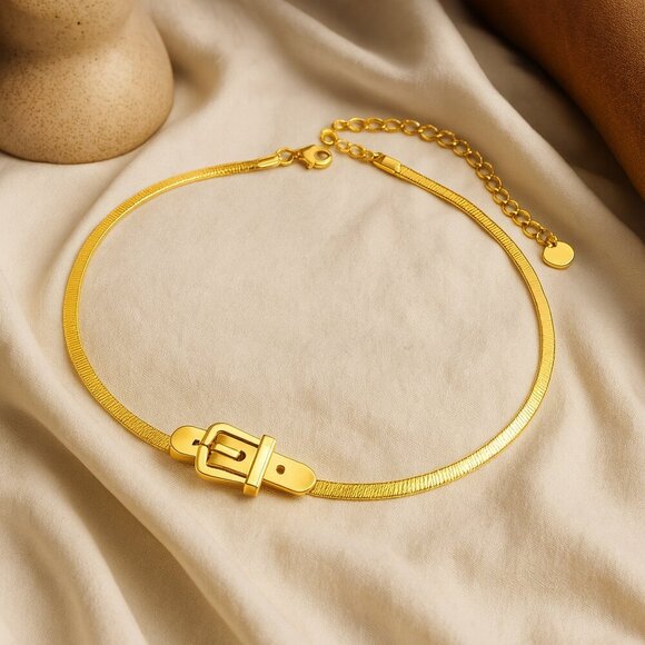 🆕️ Buckle Choker Trendy Statement Necklace 18K Gold Plated Stainless Steel - Picture 5 of 11
